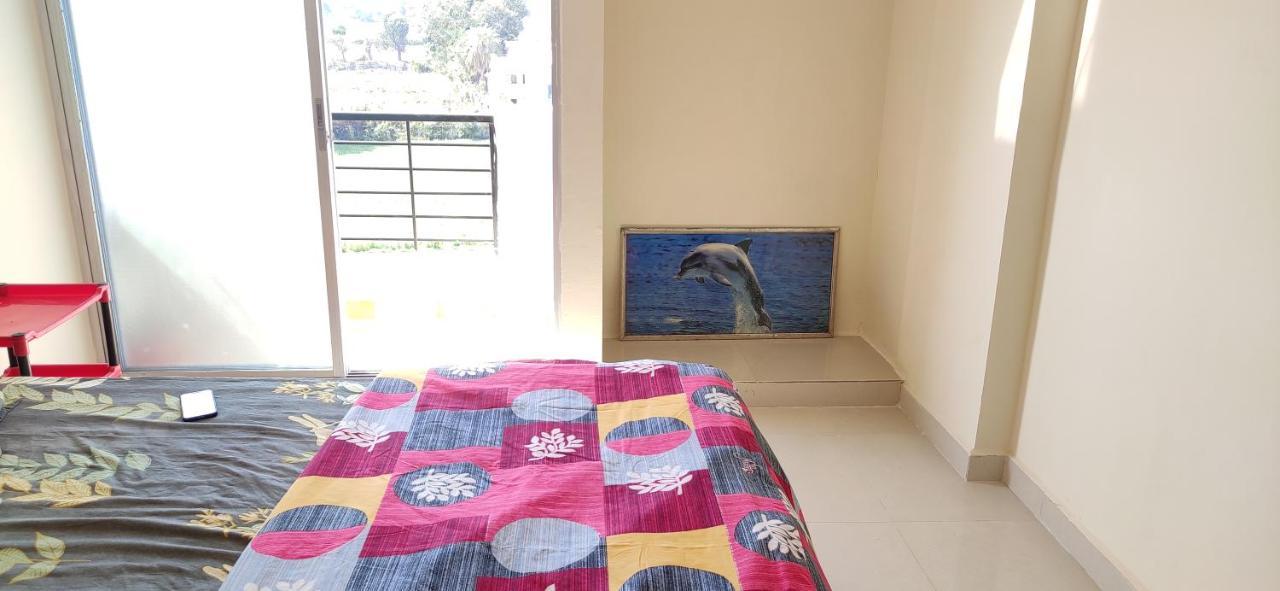 Apartamento Untrained & Unplanned Jabalpur Exterior foto